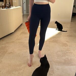 COPY - LuluLemon 28” Align